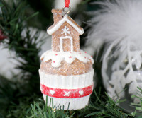 Christmas Cupcake Decoration - Gingerbread House