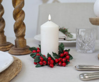 Small Red Berry Candle Wreath