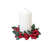 Small Red Berry Candle Wreath