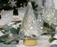 Medium Estella Glass Christmas Tree Light