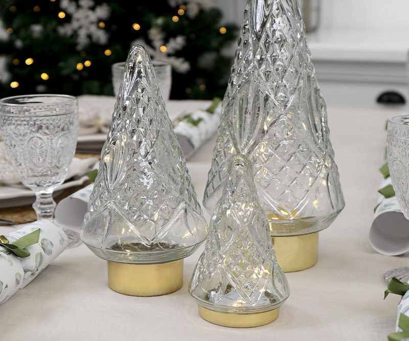 Medium Estella Glass Christmas Tree Light