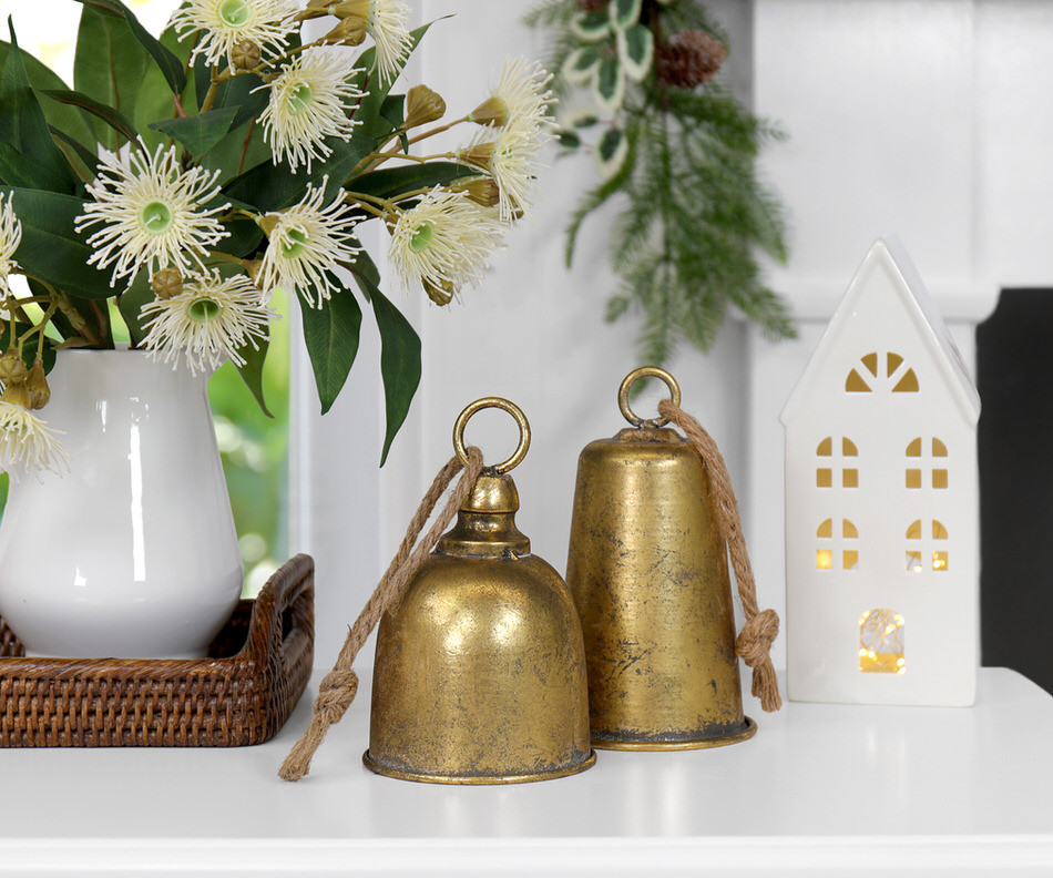 Short Stanmore Antique Gold Christmas Bell