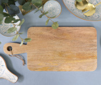 Medium Portsea Mango Wood Cheese Board / Bread Board