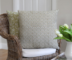 Green Samara Scallop Blockprint Cushion