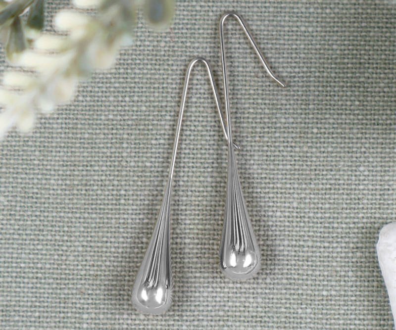 Affinity Silver Droplet Earrings