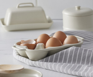 Darley Cream Ceramic Egg Tray