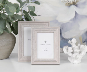 Sandhurst Blonde Wood Photo Frame 4x6