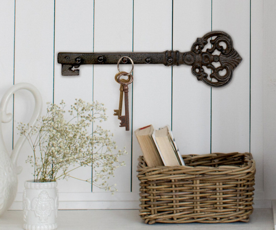 Wilton Vintage Key Hooks