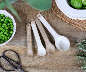 Set of 4 Ashbury Ceramic Measuring Spoons