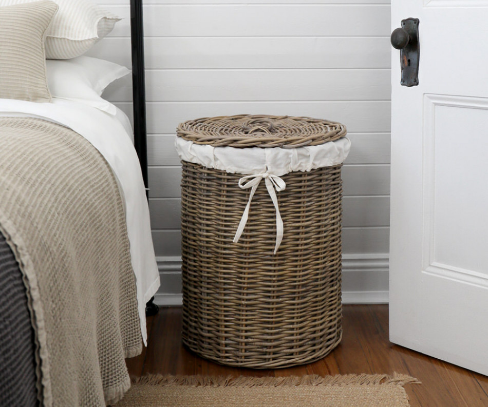 Provence Round Rattan Laundry Basket with Lid - Large