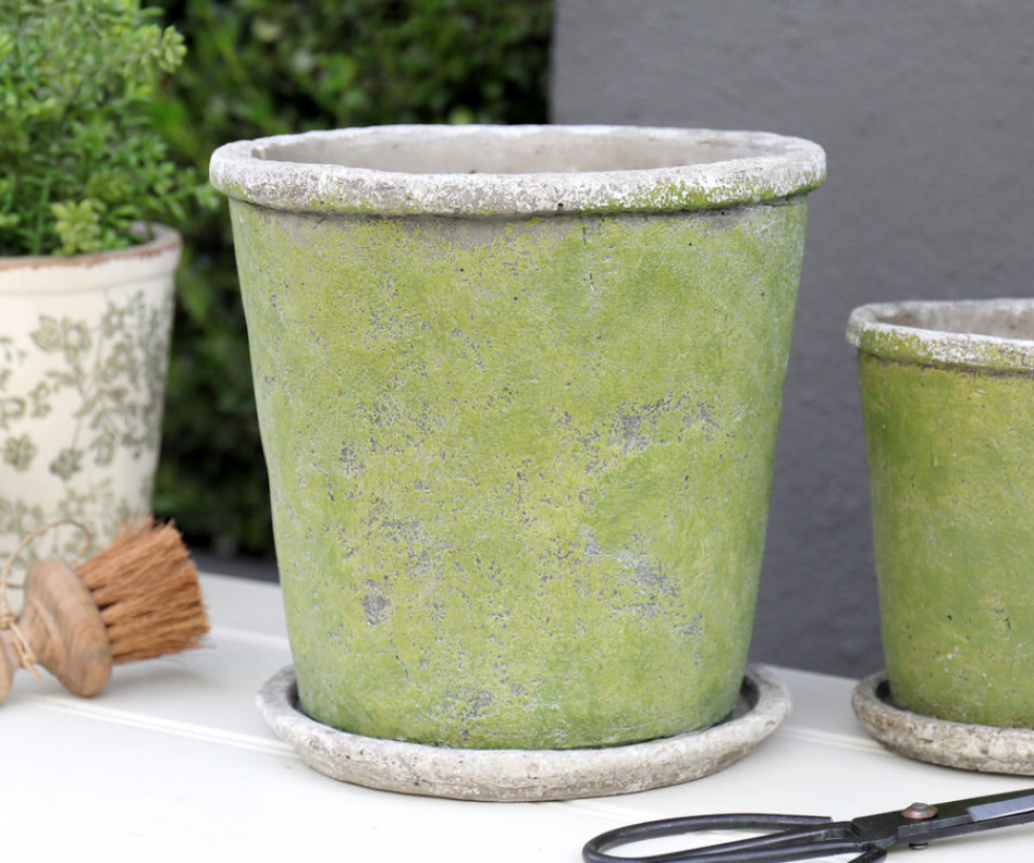 Medium Harrington Green Taper Plant Pot