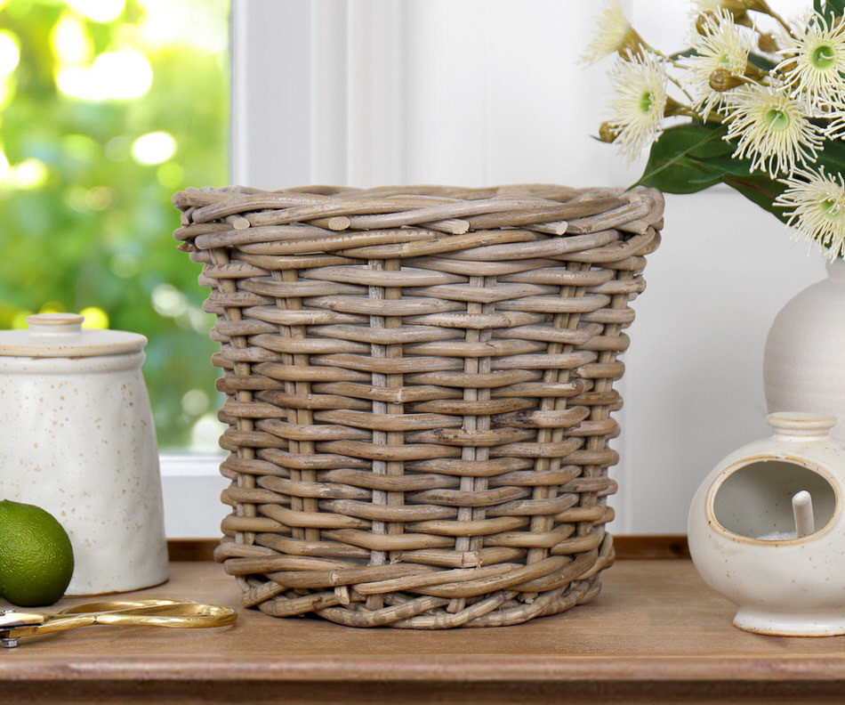 Large Amalfi Rattan Planter Basket