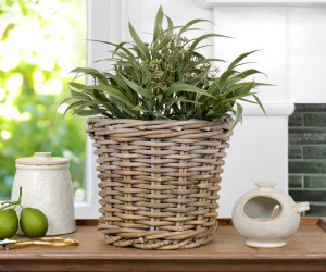 Large Amalfi Rattan Planter Basket