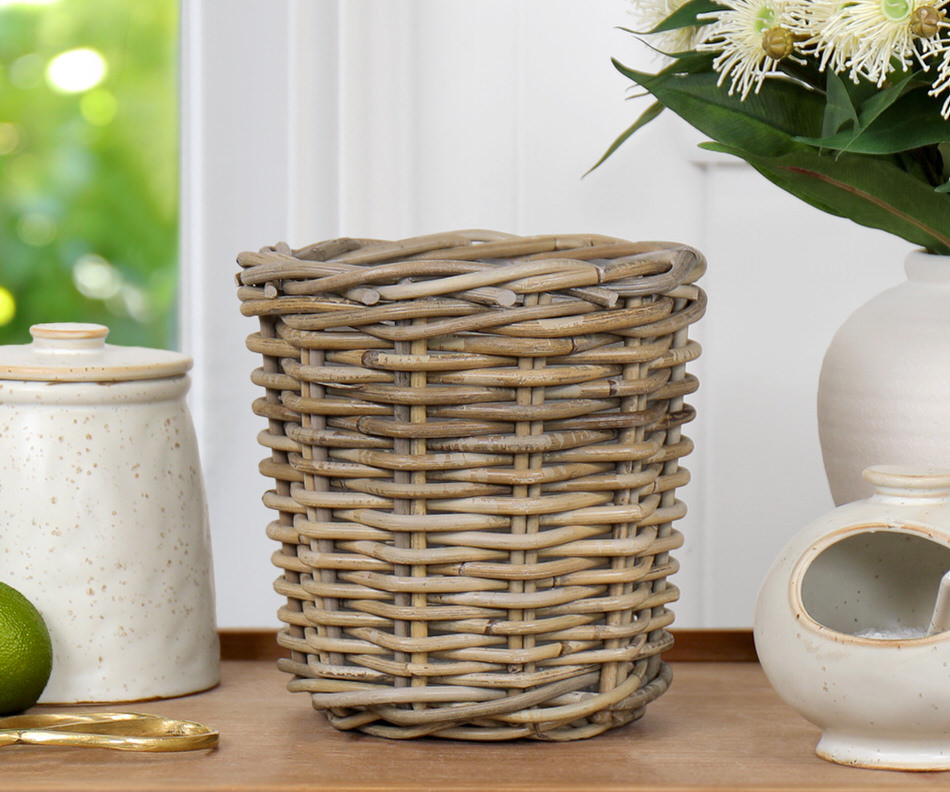 Small Amalfi Rattan Planter Basket