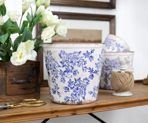 Large Arden Blue Floral Planter