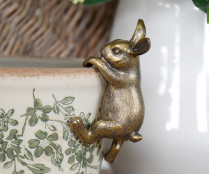 Bella the Rabbit Pot Hanger - Gold