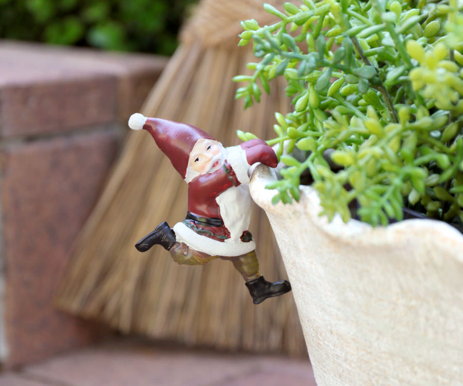 Jolly Santa Pot Hanger