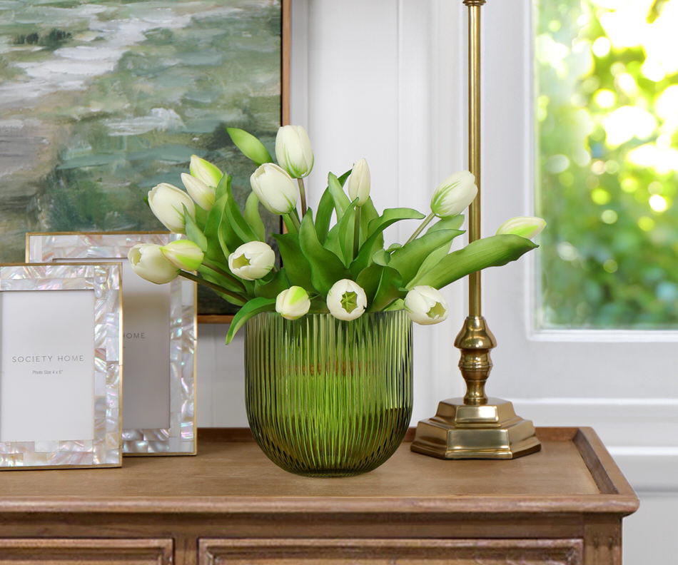 Short Green Cleveland Ribbed Glass Vase