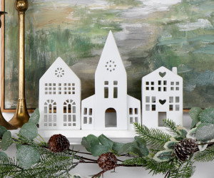 St Giles Porcelain Village Cottage Tealight